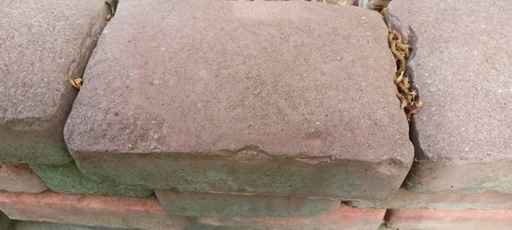 Kostka brukowa "naturyt" bruk-bet