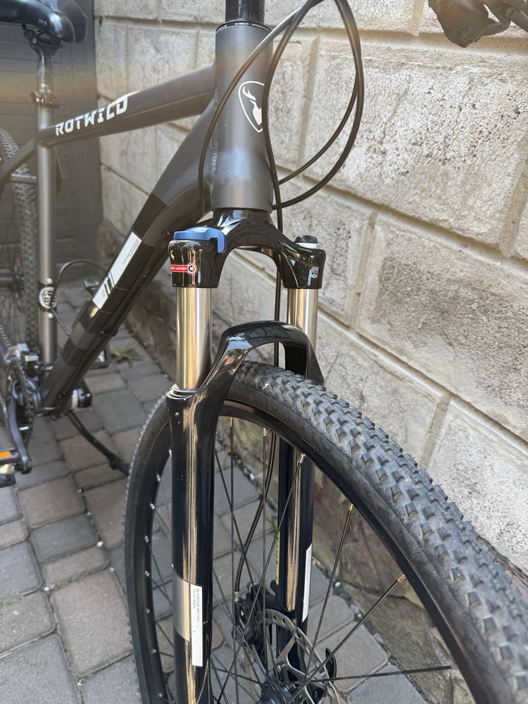 Кроссовый хардтейл Rotwild R.T1 на Shimano XT