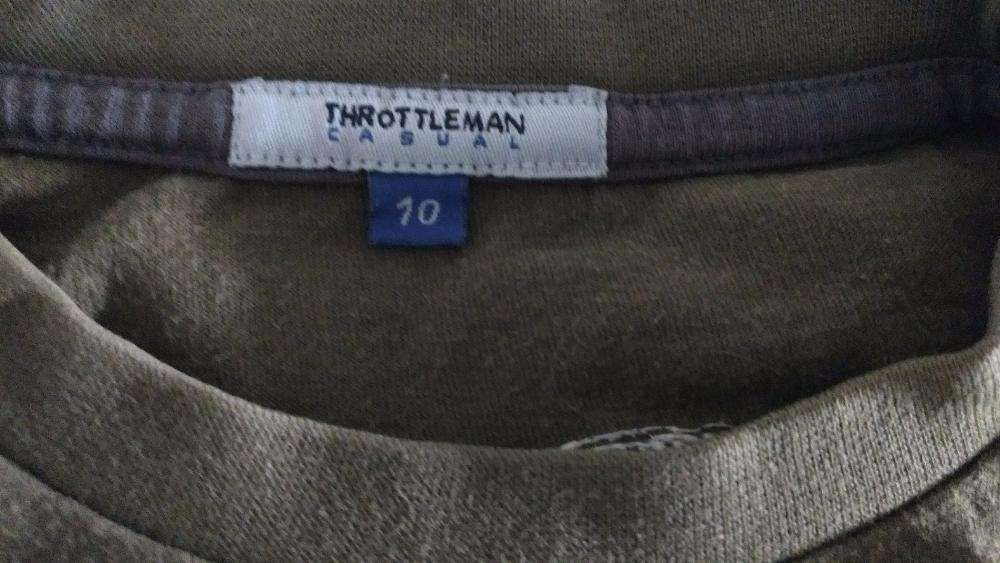T-Shirt Throttleman de rapaz - 10 anos. Verde Tropa. Em bom estado