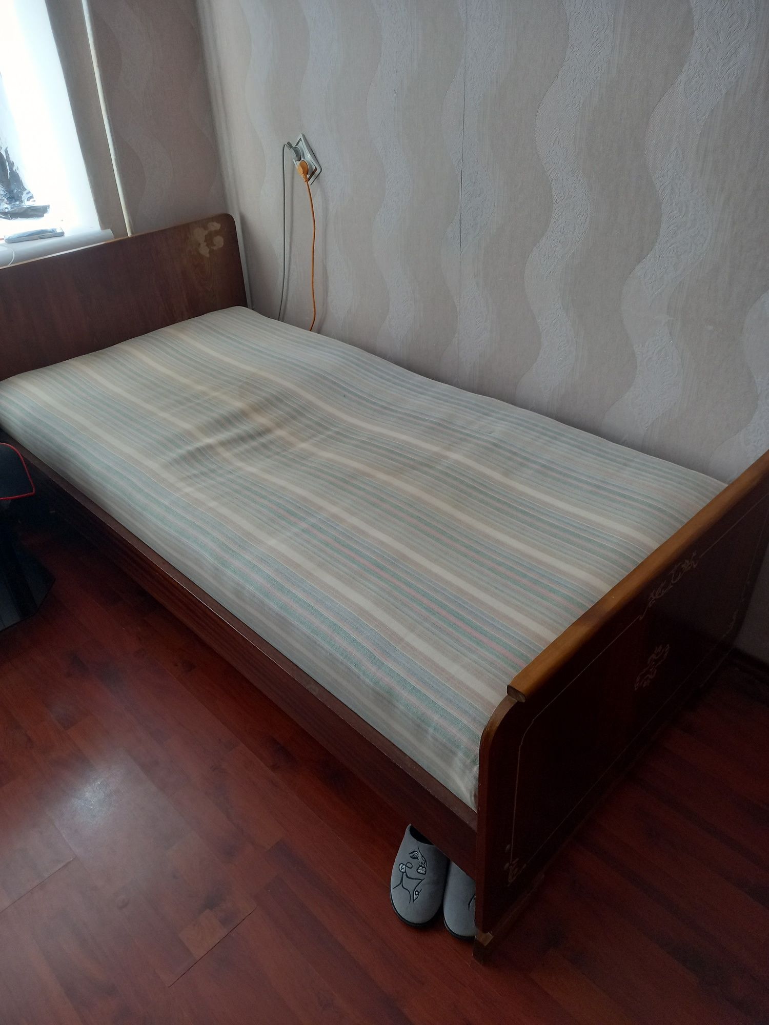 Продам ліжко !!!