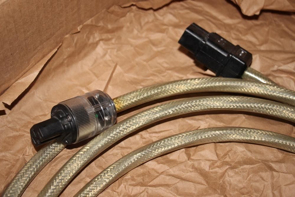 Продам сетевой кабель Shunyata Research - Copperhead 1,8 и 3 метра