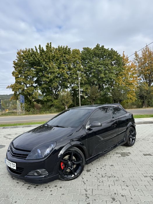 Opel astra h gtc
