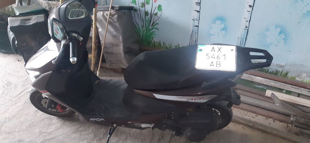 скутер  фада    джок