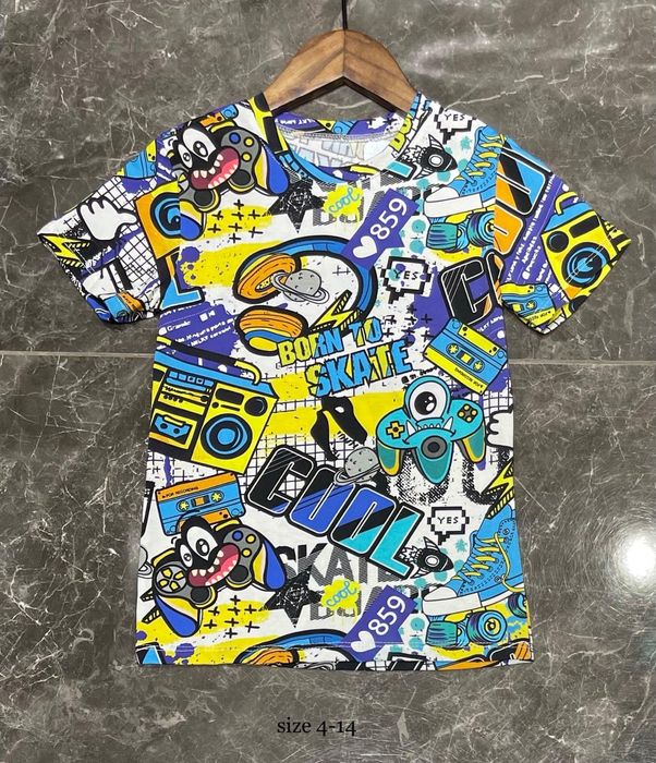 Bluzka SKATE graffitti multikolor wyprzedaż r. 110/116