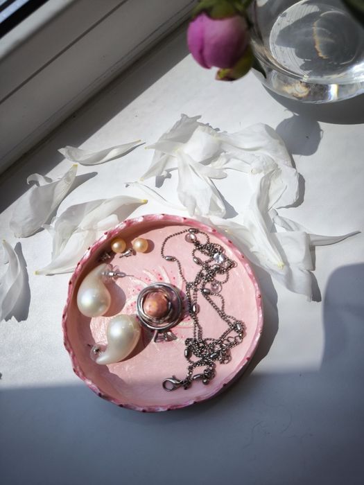 Підставки з глини все по 100 грн