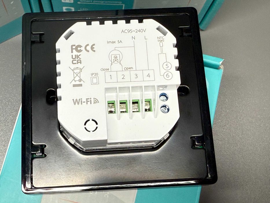 4 szt. Inteligentny termostat, wifi wodne ogrzewanie podłogowe (5A)