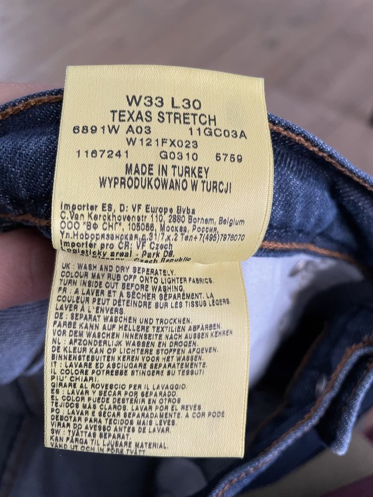 Чоловічі джинси wrangler W33 L30