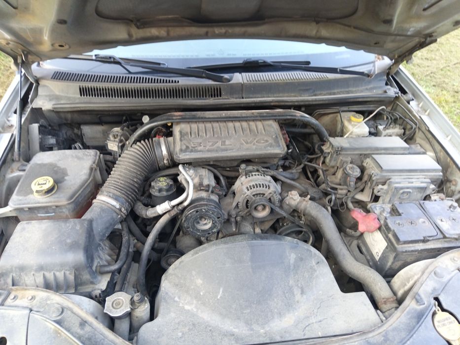 Jeep grand Cherokee wk +dół silnika.