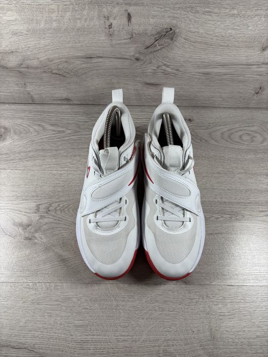 Nike Basketball на хлопчика в зал кросівки 38 розмір