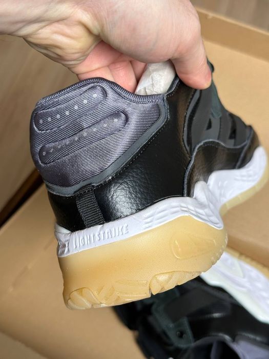 Adidas Niteball Black Cloud White 44