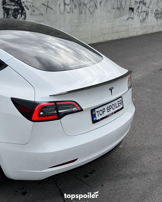 Спойлер накладка лип сабля Tesla Model 3 2017-2022 ABS пластик чорний
