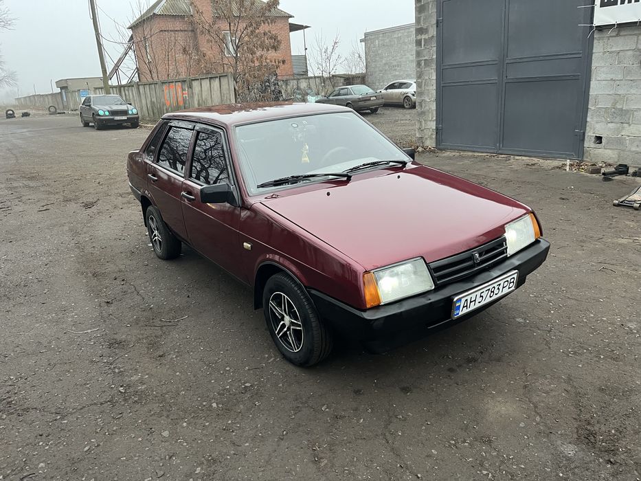 Продам отличную машину на полном ходу