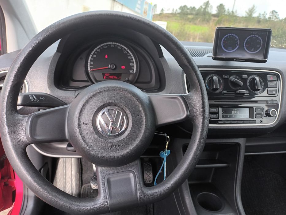 VW UP  1.0 2012  Bom Estado