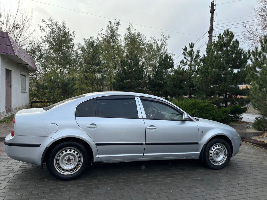 Продам Skoda Superb 2007 року 1.8 турбо