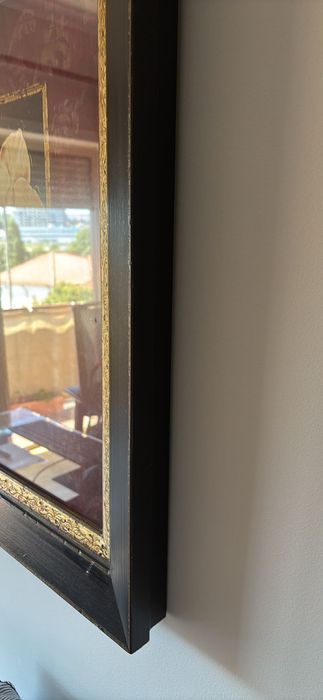 Quadros lindíssimos com flores em dourado e bordeaux