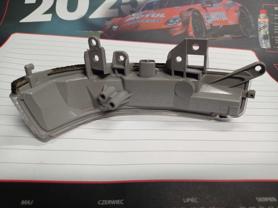 Kierunkowskaz lusterka Toyota Verso S