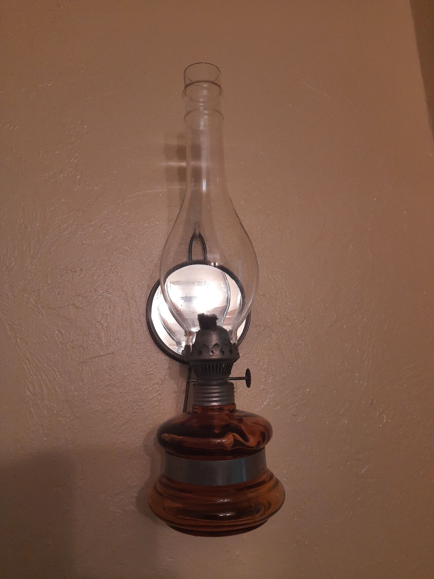 Stara lampa naftowa PRL