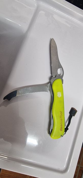 Victorinox rescue tool