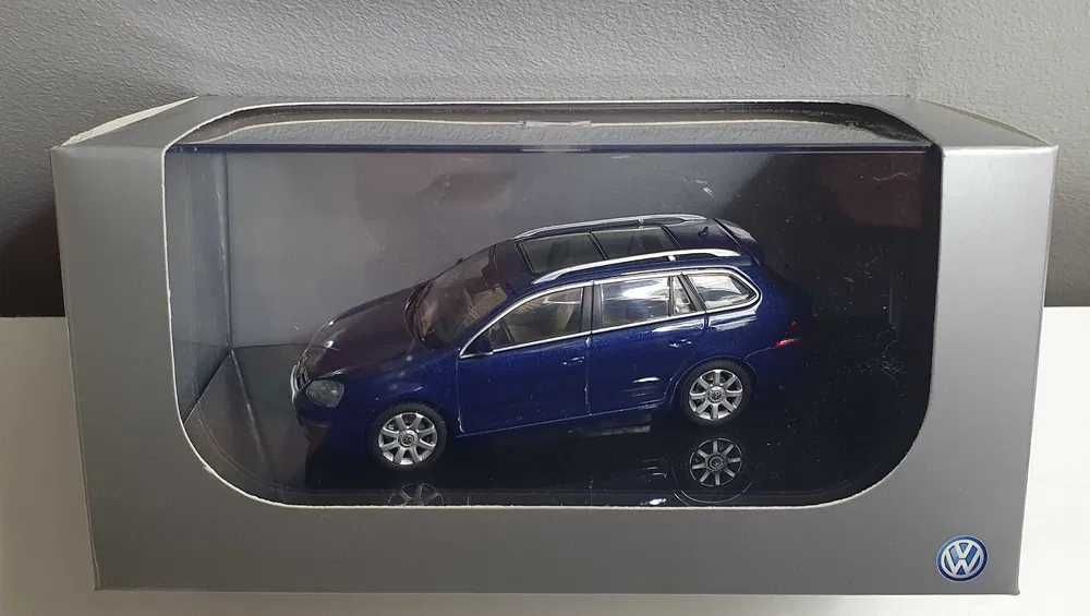 1:43 Volkswagen Golf V Variant AUTOArt