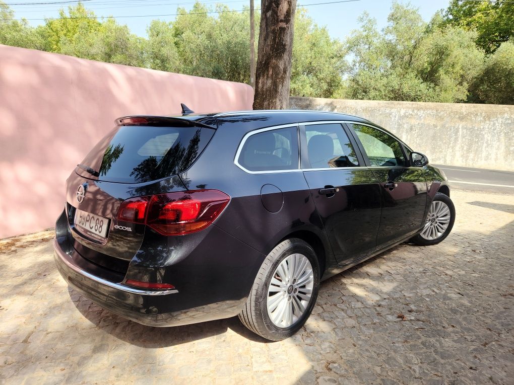 Opel Astra 1.6 CDTI Cosmo Nacional 120 MIL KMS