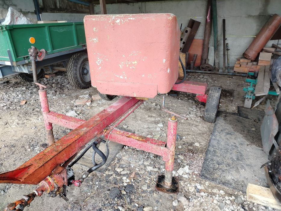 Ładowacz obornika +opryskiwacz gratis