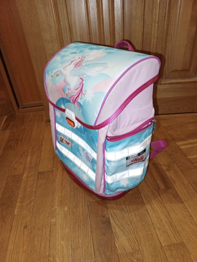 Школьный рюкзак для девочек, 1-4 класс