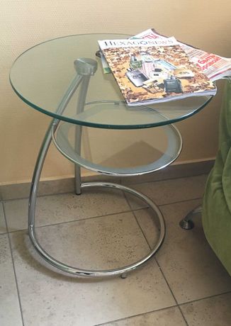 Стеклянный двухъярусный круглый журнальный стол Мебель