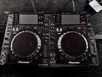 Pioneer CDJ-2000