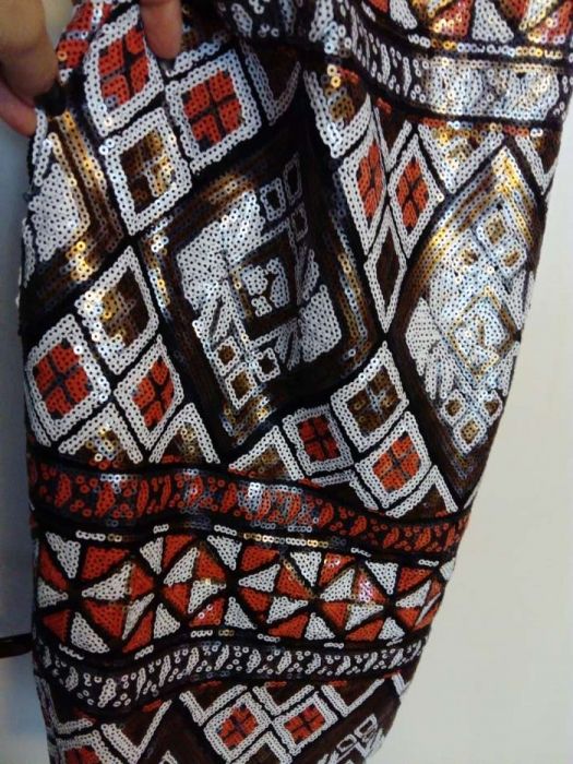 Mini sukienka cekiny aztec print 38 M