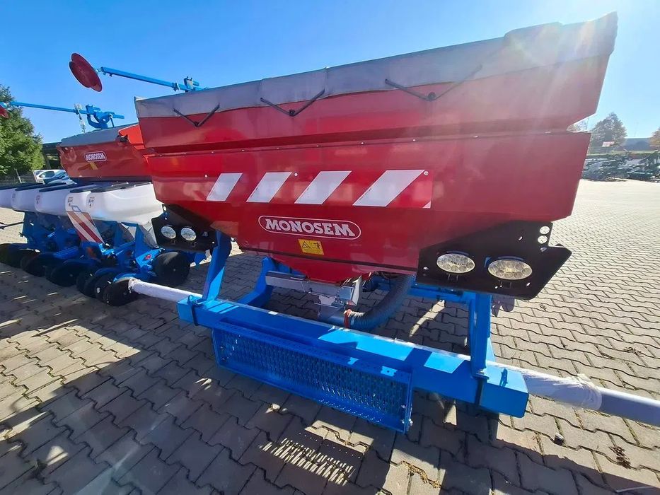 Monosem Standard  Zbiornik podsiewacza czołowego MONOSEM STANDARD napęd elektr. ISOBUS