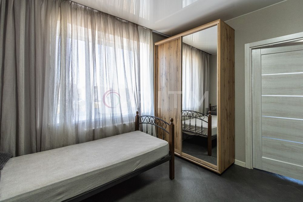 Оренда стильної 1-кімнатної квартири з кухнею-студією