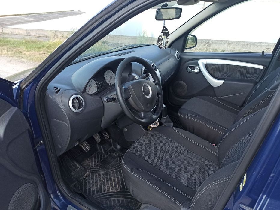 Продам Dacia logan mcv