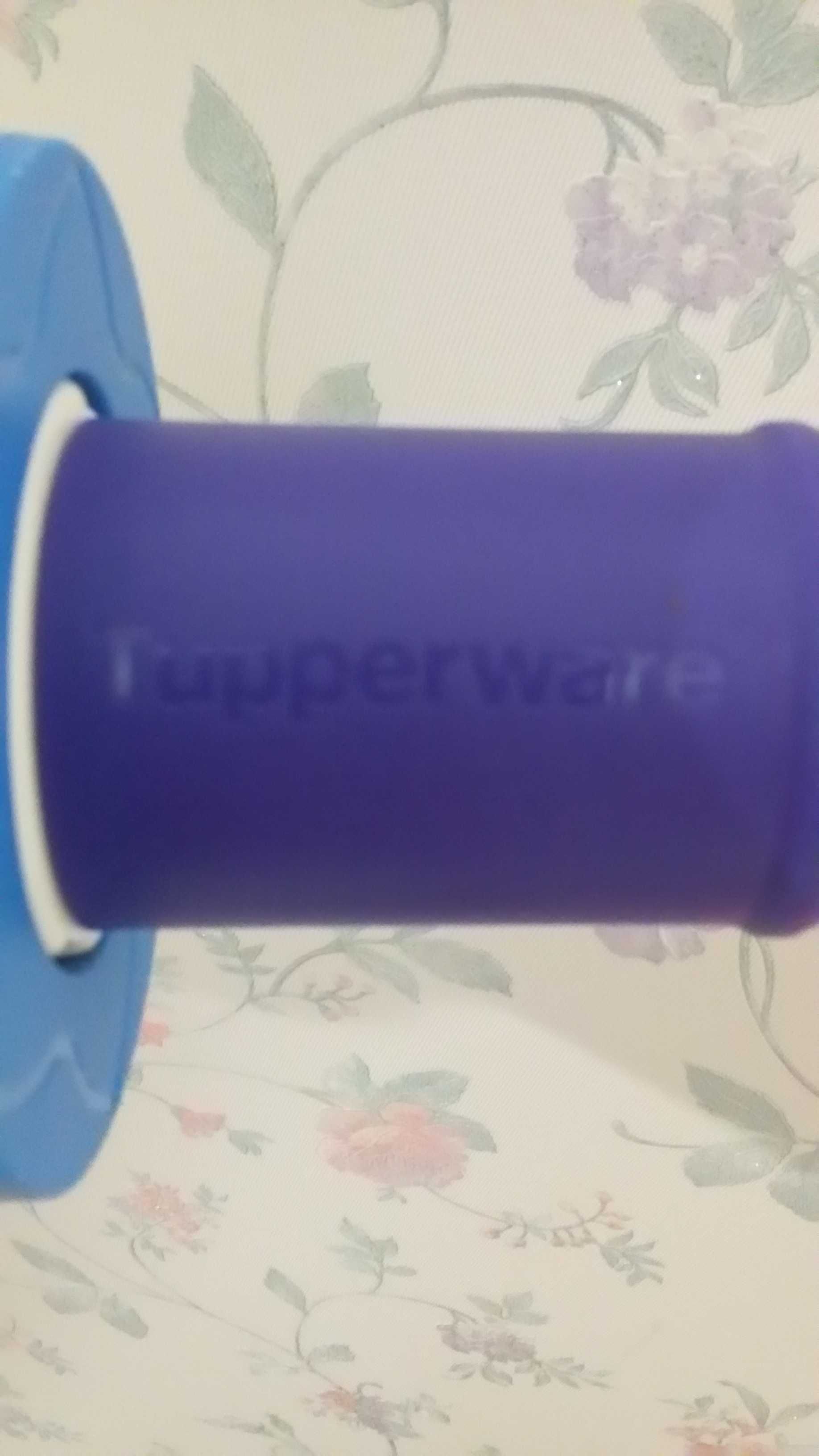 Скалка с кольцами Tupperware основание белое, ручки синие