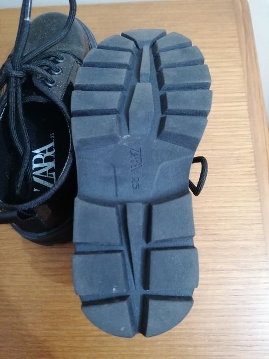 Sapato Zara, igual a novo