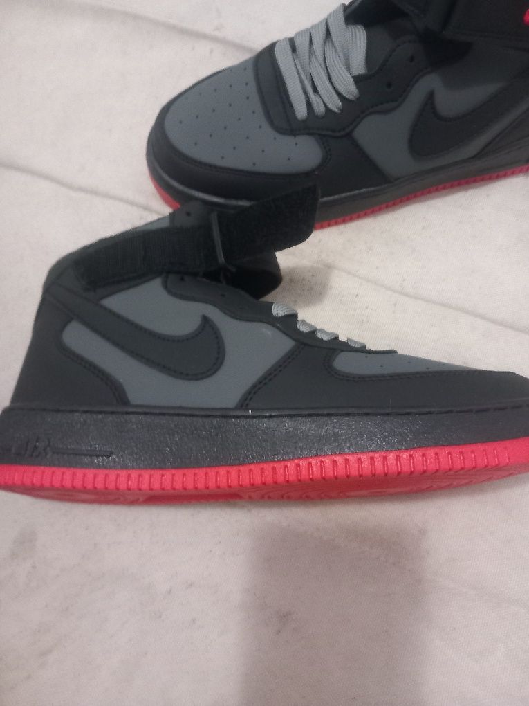 Tenis bota air force nike
