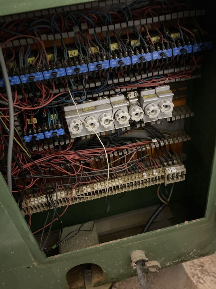 Automat tokarski do drewna Hempel vkh 10 (przelotowa, bezkłowa)