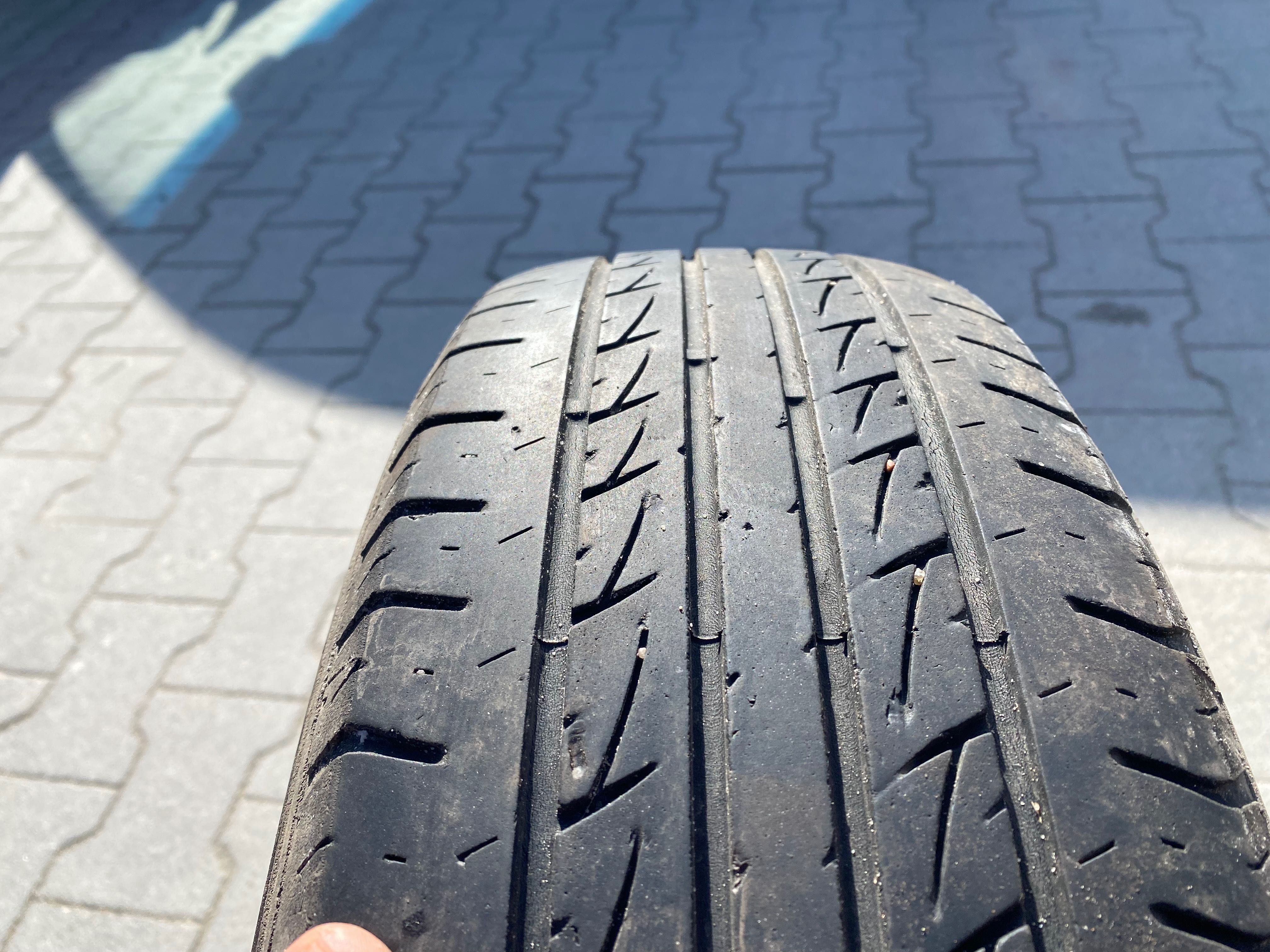 Opony Aeolus 185/70 r14 2st.