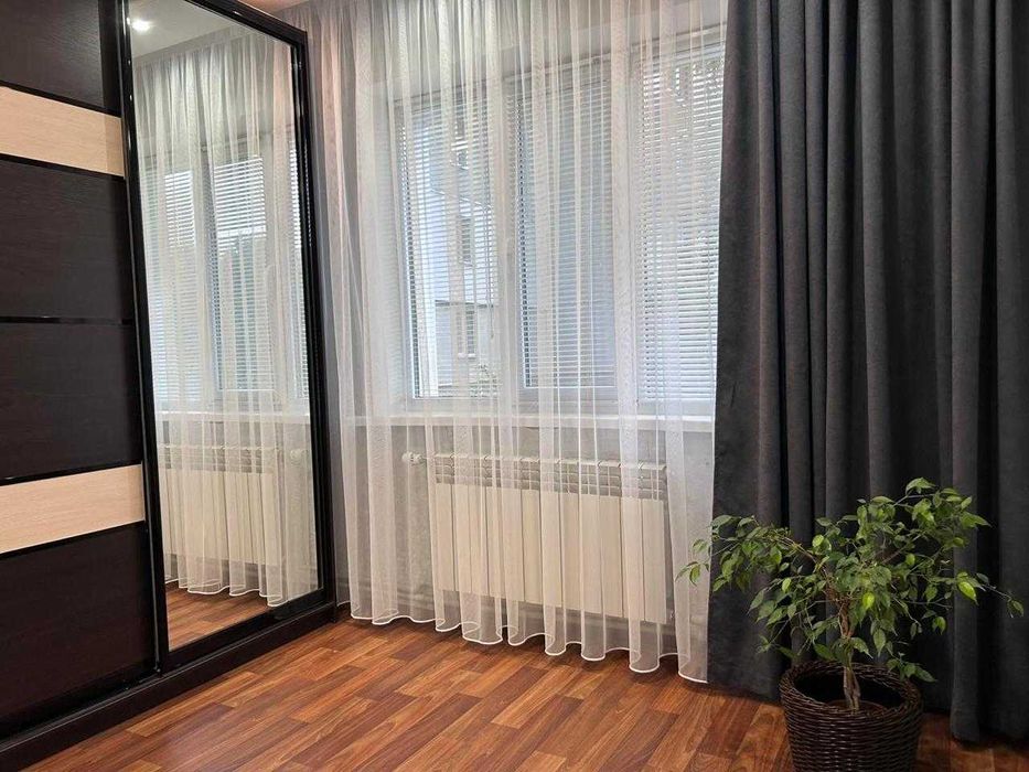 Сдам красиву 1-кім.Кв.(РЕМОНТ, Всі меблі. Техніка) 2этаж Рн ЦЕНТР/ЦУМ