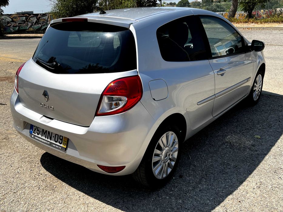 Renault Clio 1.2  2011