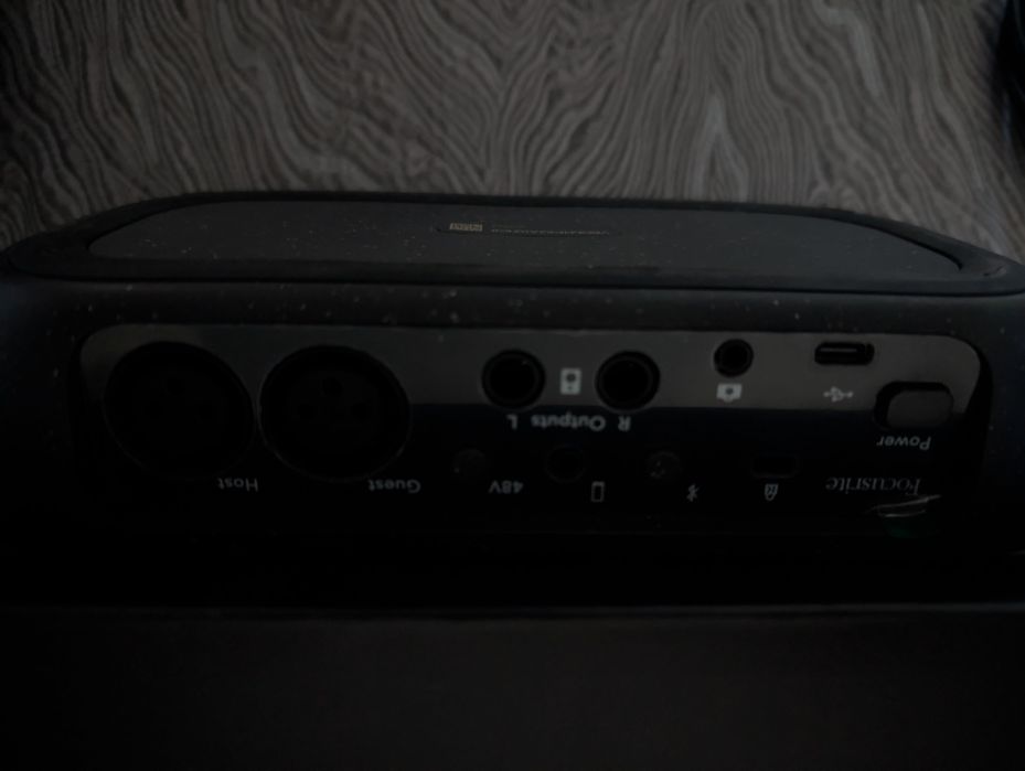 Conjunto de estúdio Focusrite VocasterTwo