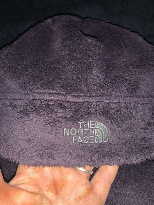 Komplet cieplutki fioletowy marka The North Face
