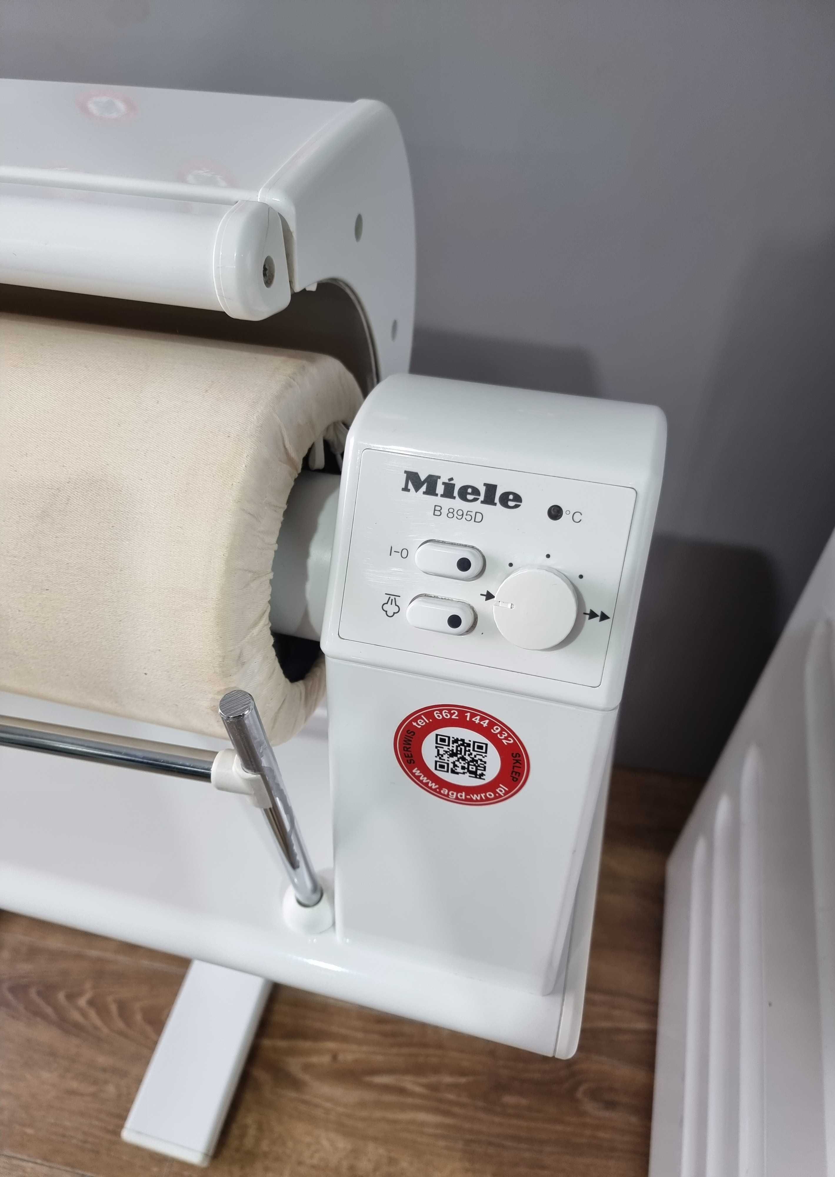 Magiel elektryczny, maglownica Miele B 895 D z funkcją pary, składany