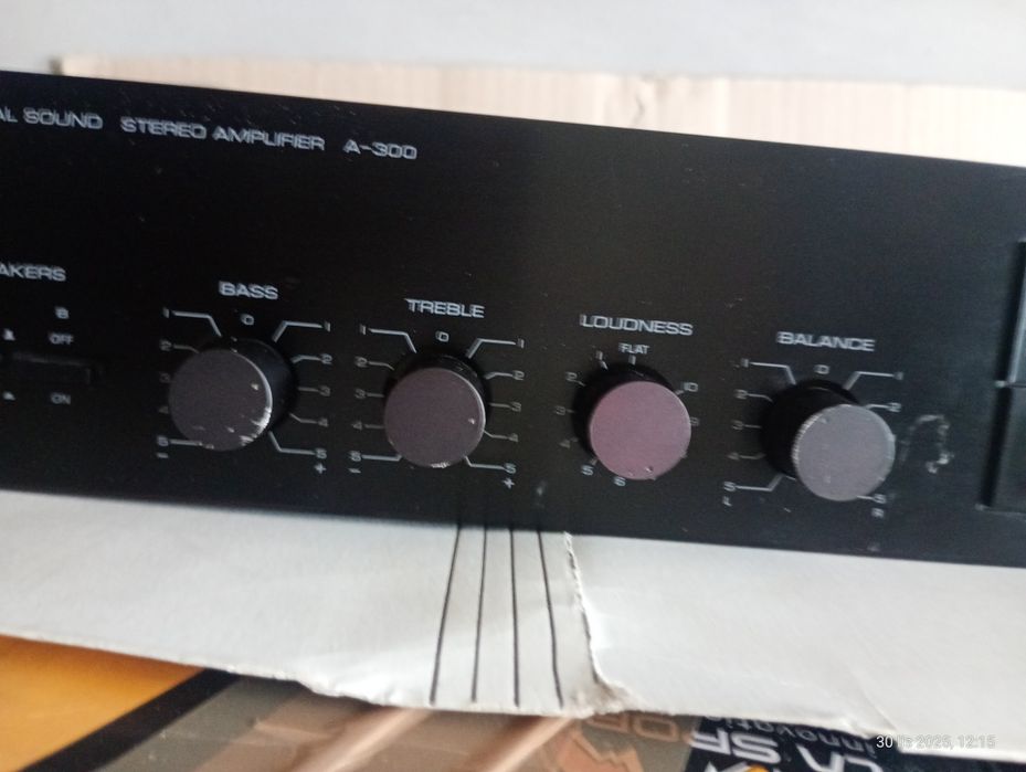 Japoński wzmacniacz Yamaha A-300