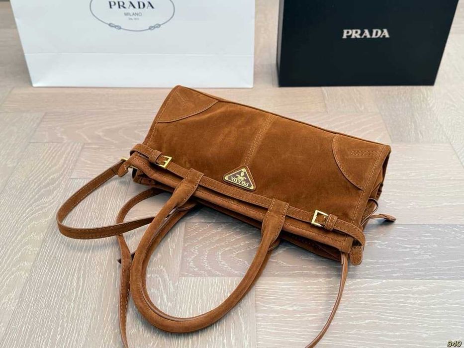 Prada Torebka zamszowa