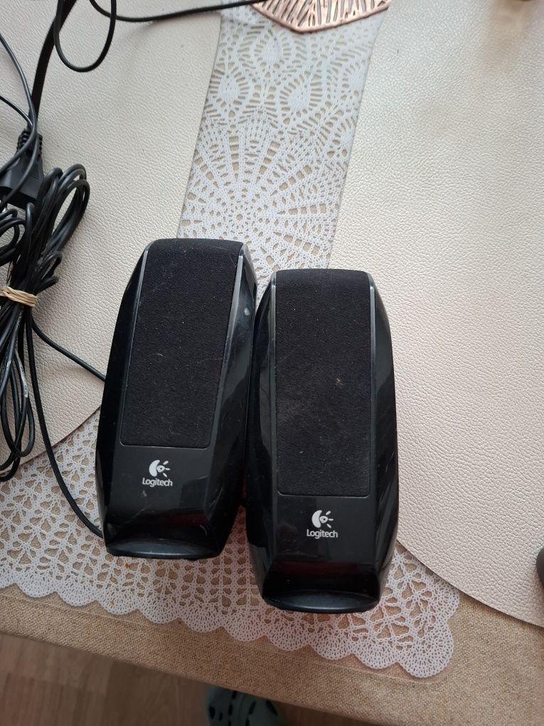 Taki zestaw głośników logitech