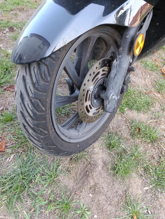 PCX Honda, em bom estado.