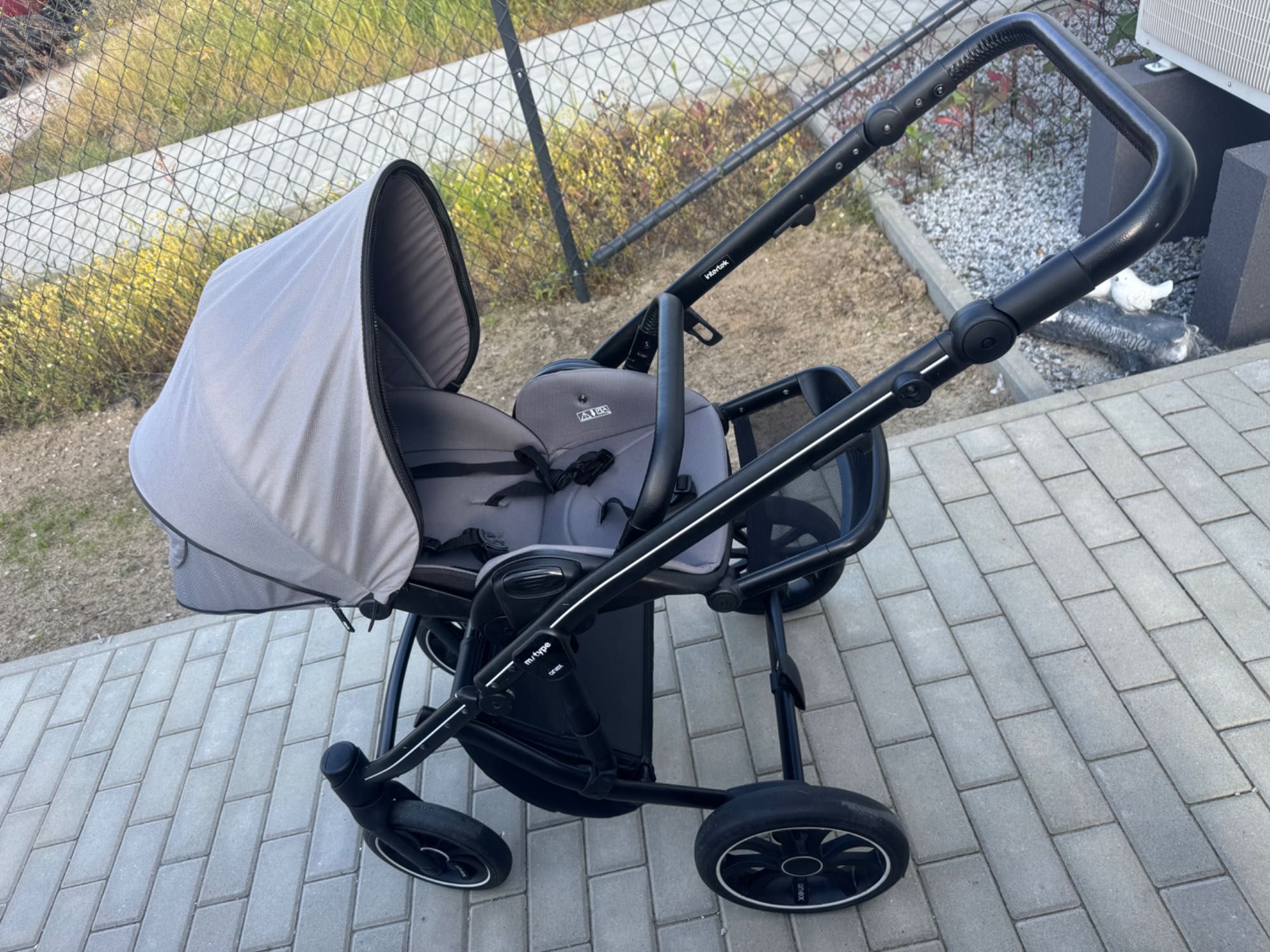 Sprzedam wózek 3w1 Anex M-Type