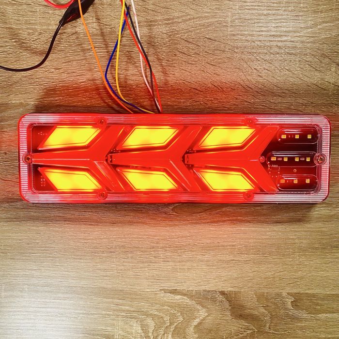 Фонарь led задний, Стопы для грузовиков, бегущий поворотник 12-24