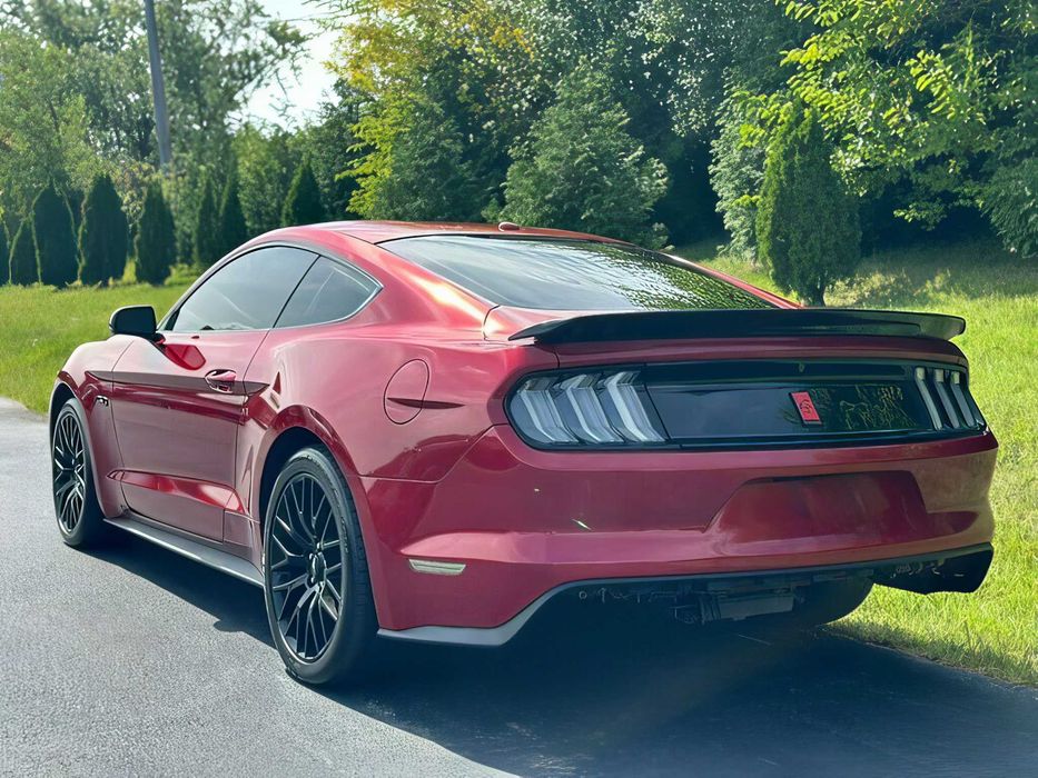 Ford Mustang GT      2015