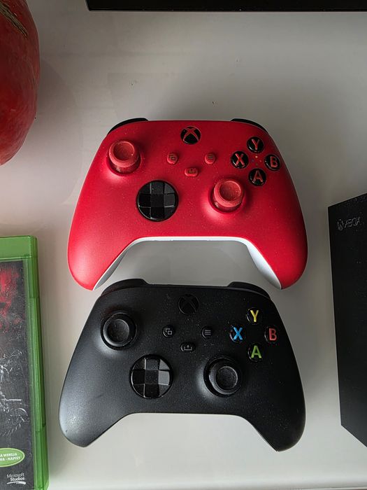 Xbox Series X 1TB + 2 pady + gra + pudełko + faktura
